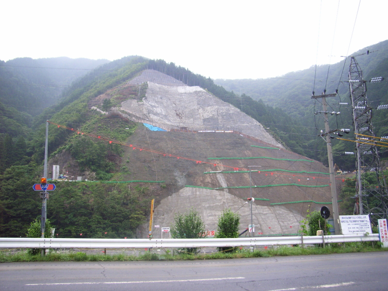 国道３０３号より（平成19年7月4日）