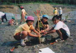 上井出小学校