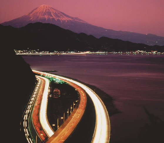 明け方の富士山