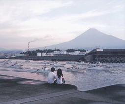 昨年（第2回）「人々と富士山」部門グランプリ作品