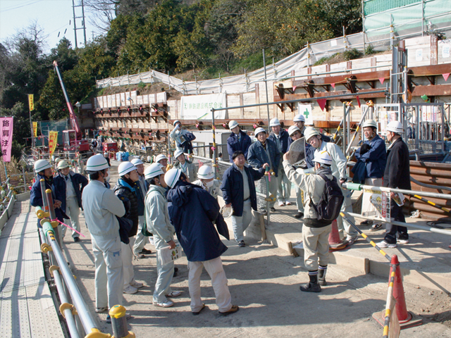 藤枝市建設技術協会
                由比地すべり対策現場 1月25日・2月1日