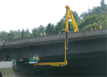 橋梁点検（橋梁点検車）