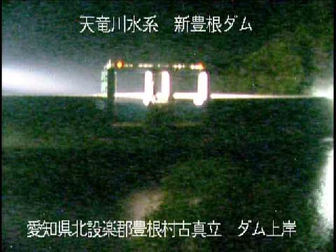 新豊根ダム上流