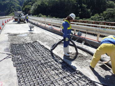 橋梁の補修