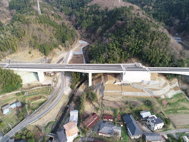 令和2年度 伊豆縦貫自動車道北部道路建設工事