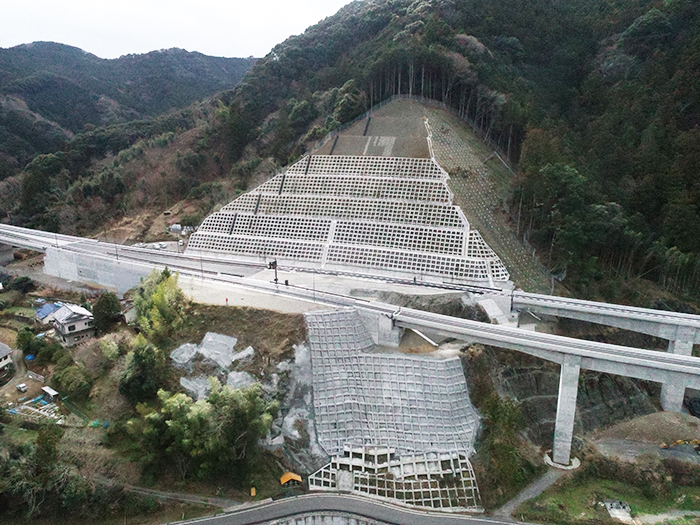 令和3年度 河津下田道路梨本逆川地区道路建設工事