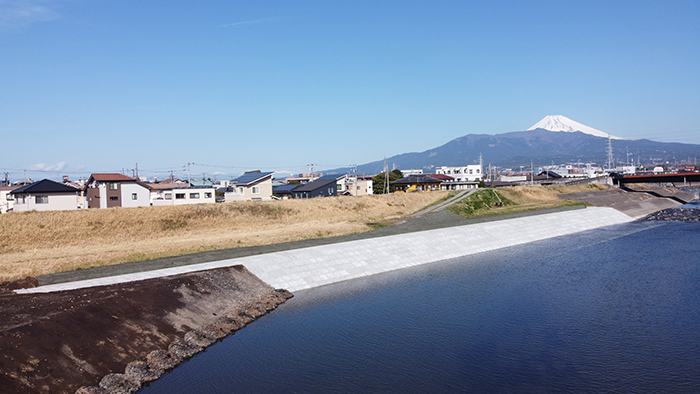 令和4年度 黄瀬川大岡護岸工事