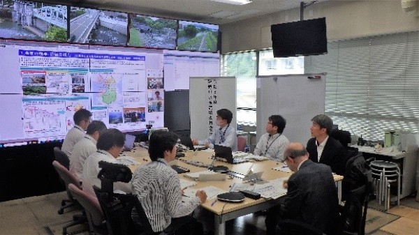 令和8年度 第1回 狩野川水系流域委員会の様子