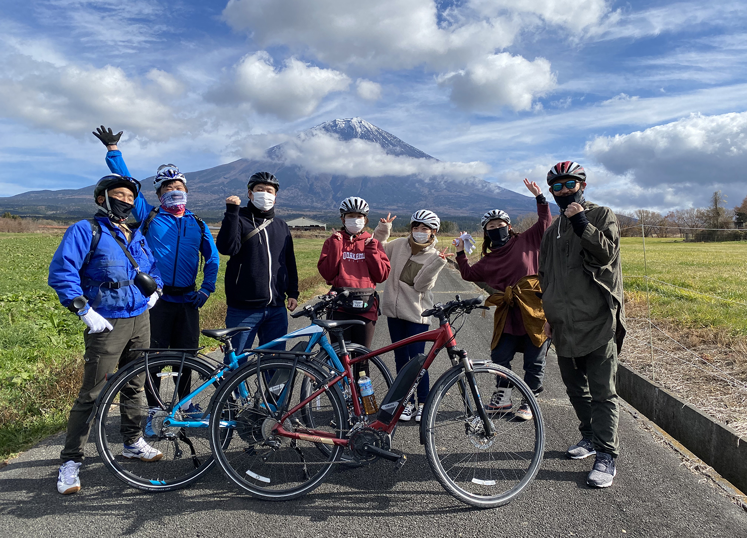 サイクリングで富士山の絶景スポットを巡る