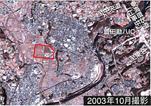 �ʐ^�F���C�󓹊J�ʑO