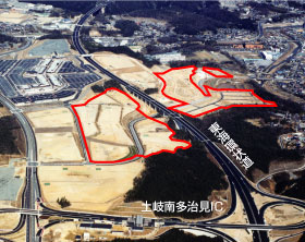 �ʐ^�F�y��v���Y�}�E���T�[�`�p�[�N