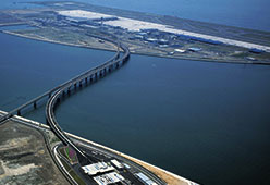 �ʐ^�F�Z���g���A���C��