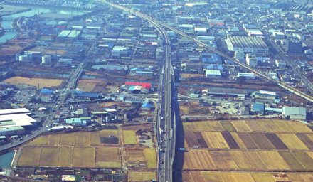 〈平成15年3月　田子ノ浦高架橋（２車線から４車線開通）〉