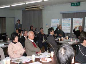 車座集会 in 名古屋・西区（平成15年度冬） 写真3