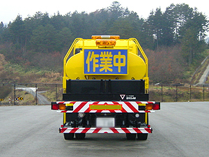 散水車12