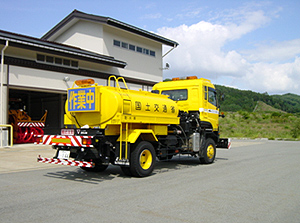散水車7