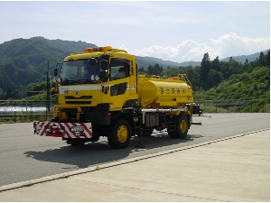 散水車8