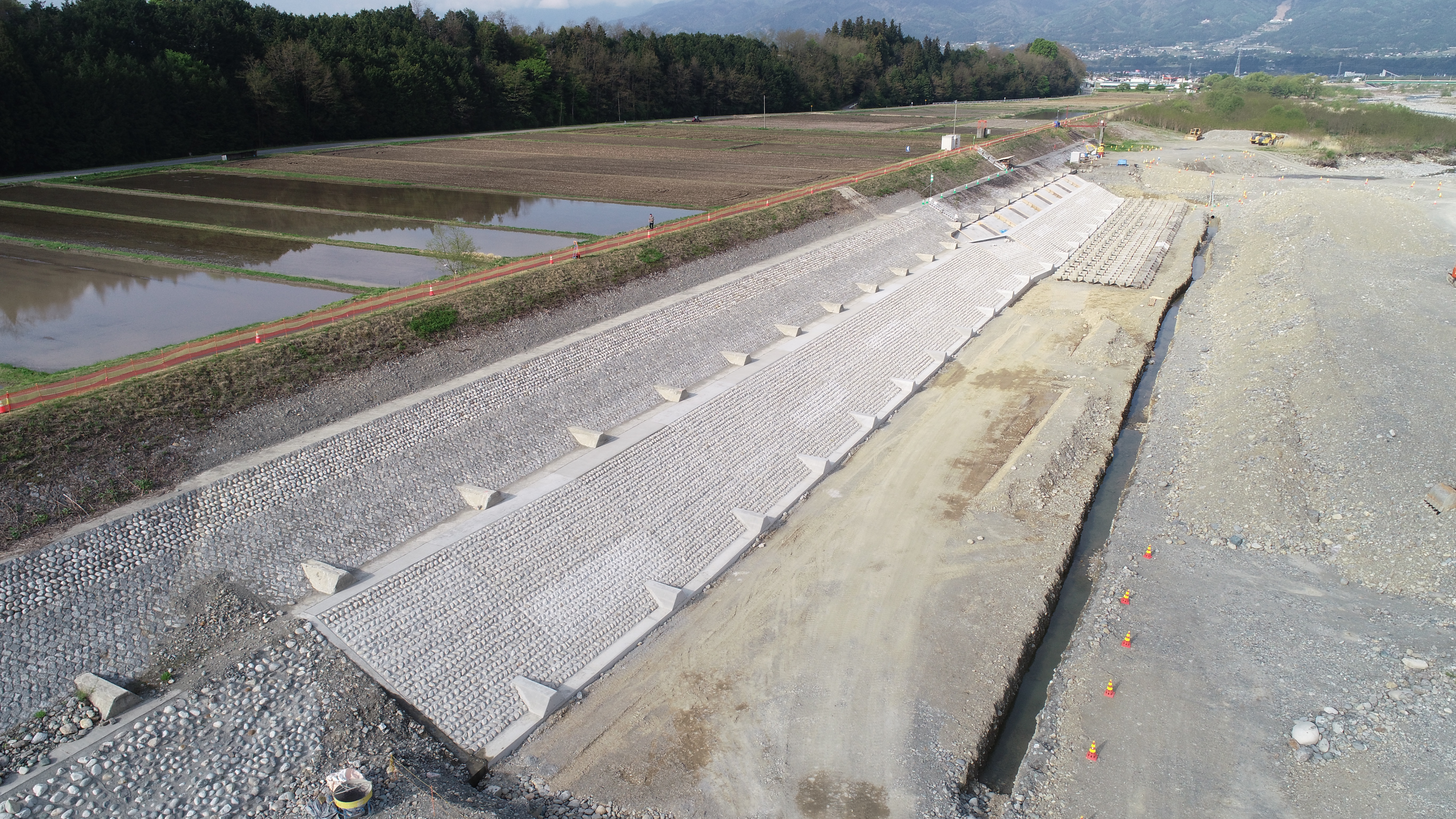 A 伊那流域治水出張所（河川） 工事状況の画像-1