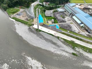 B 南向築堤護岸8月 工事状況の画像-2