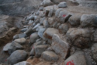 270年前の堤防とは