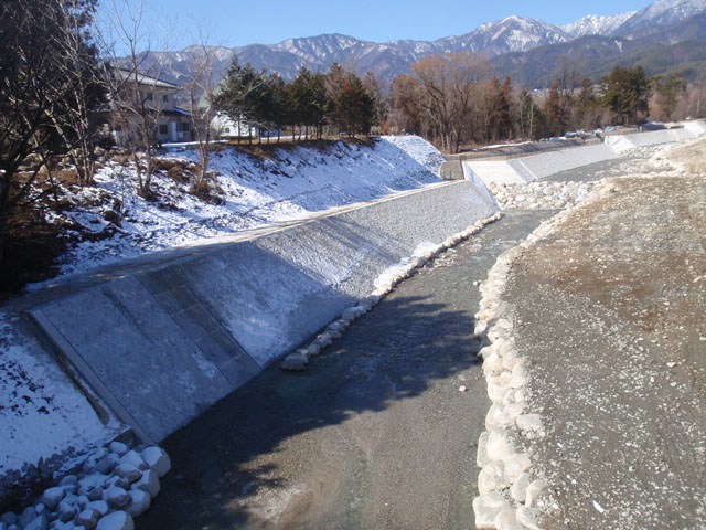 片桐松川床固工群