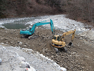 仮締切撤去の様子
