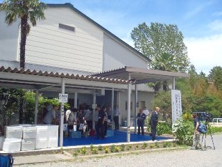 会場の川路小体育館