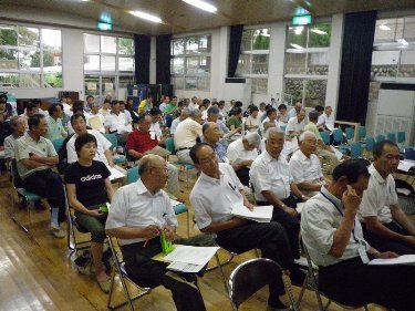 会場の丸山公民館